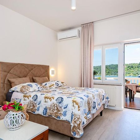 Apartment Bilice Beach 외부 사진