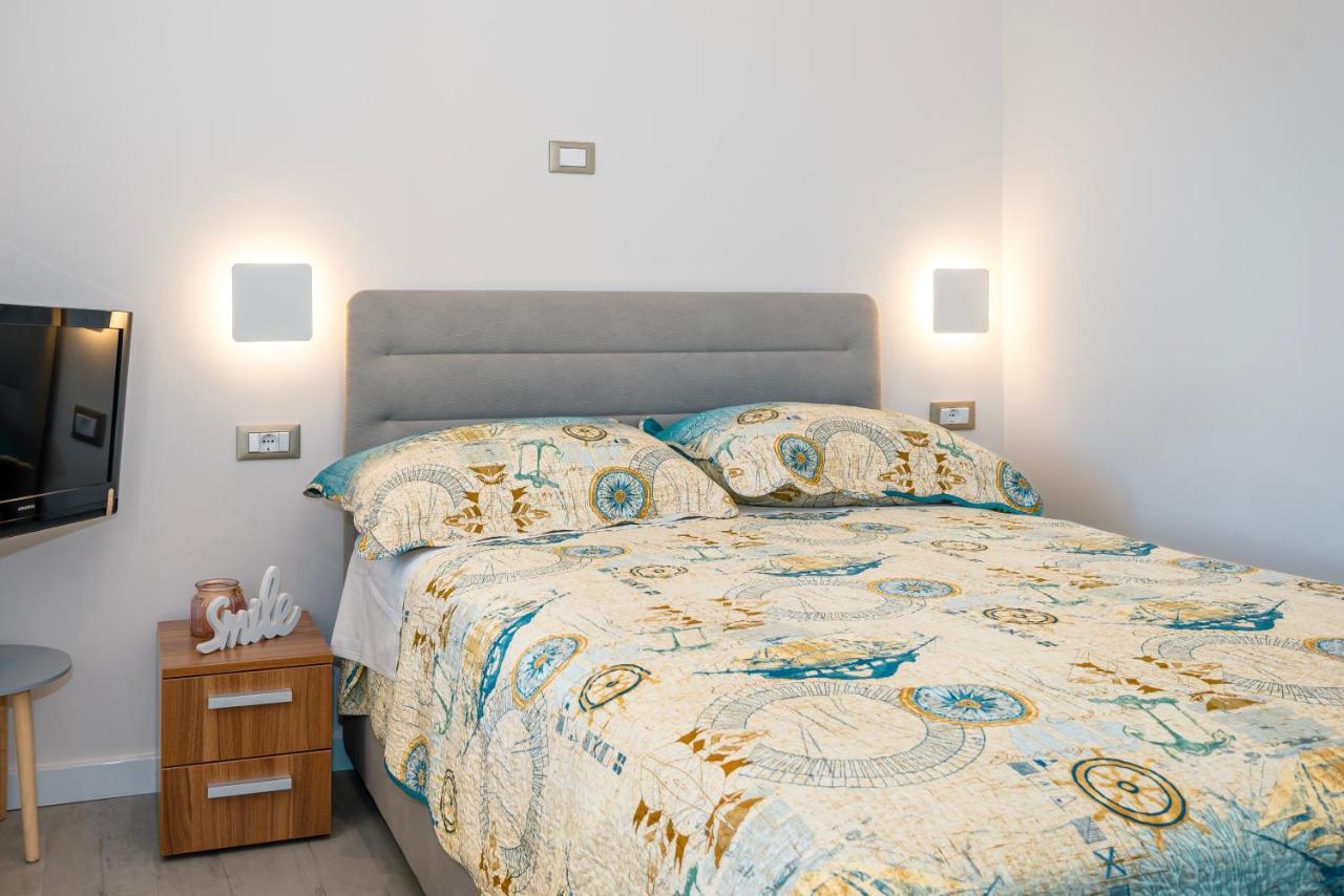 Apartment Bilice Beach 외부 사진