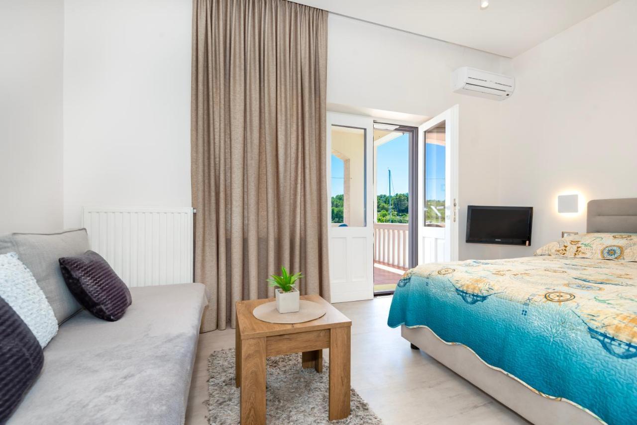 Apartment Bilice Beach 외부 사진
